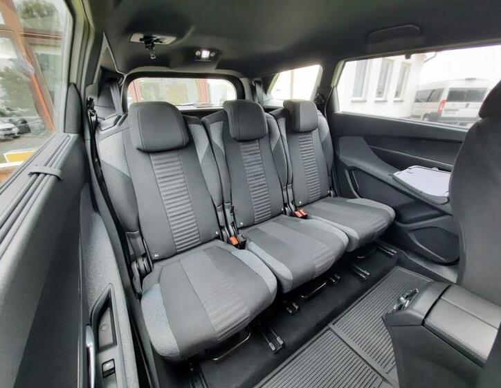 Peugeot 5008 5