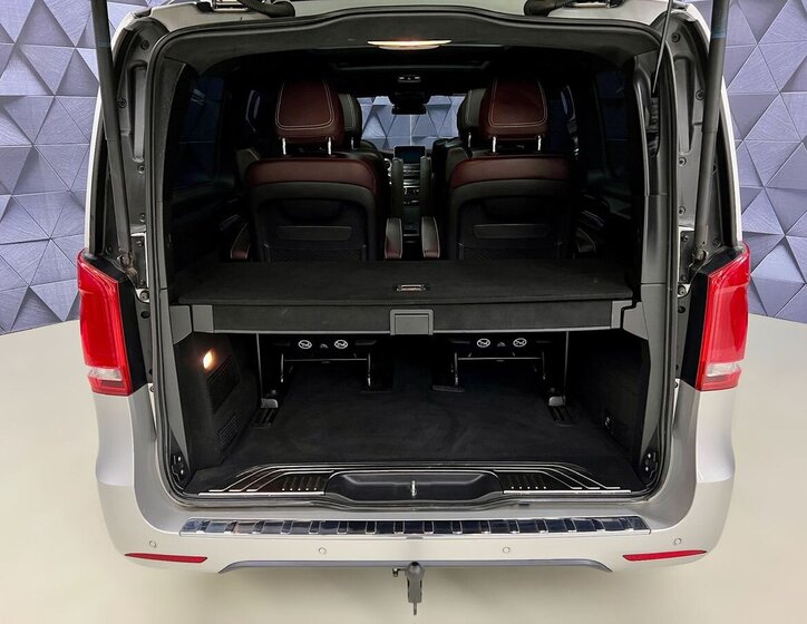 Mercedes-Benz Třídy V 32