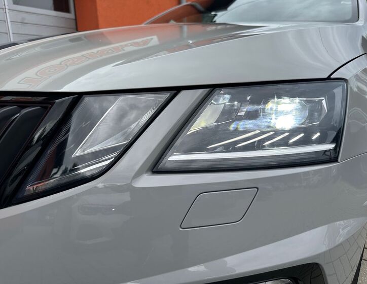 Škoda Octavia 32