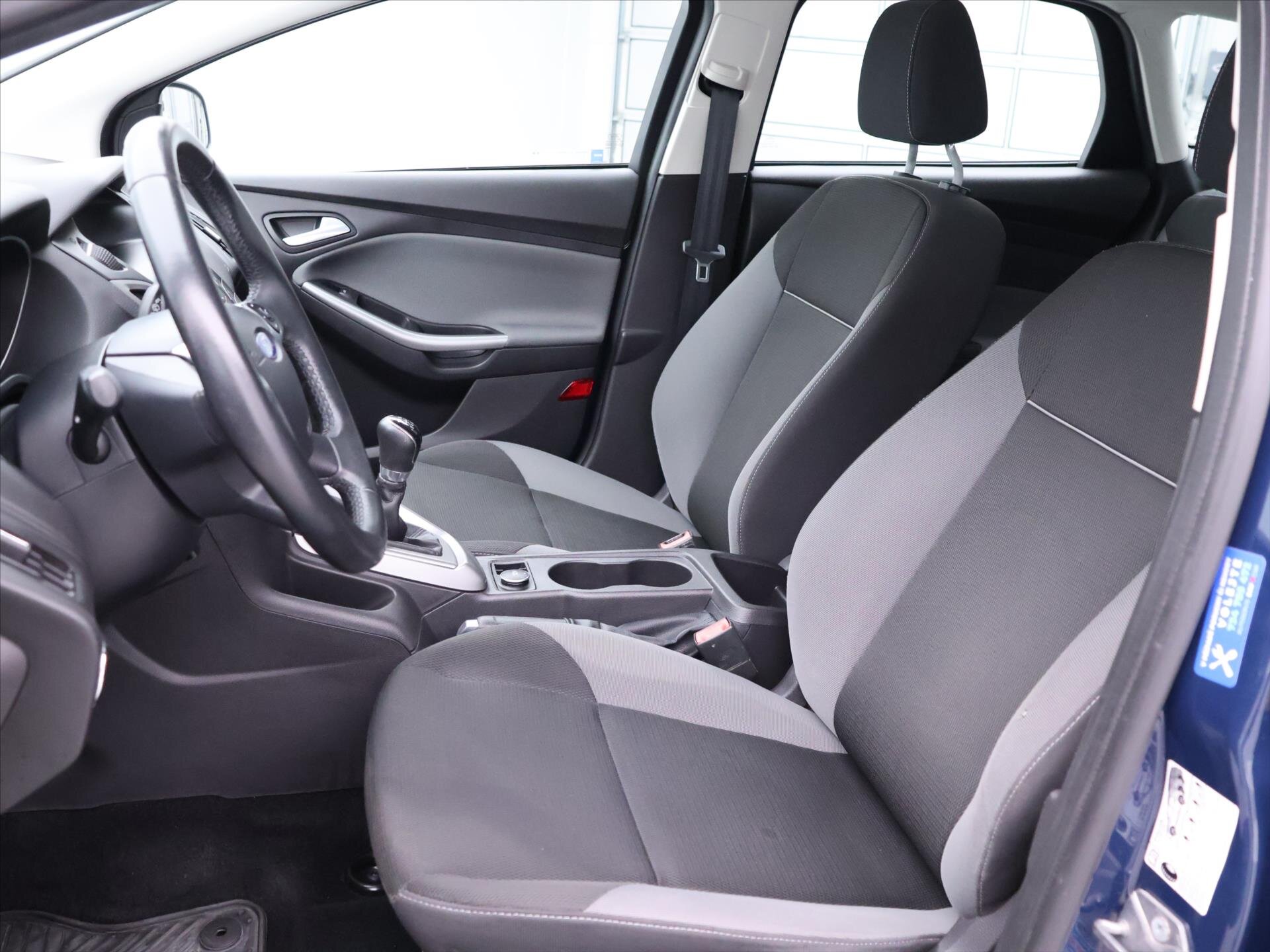 Ford Focus Kombi 998,0 74 kw