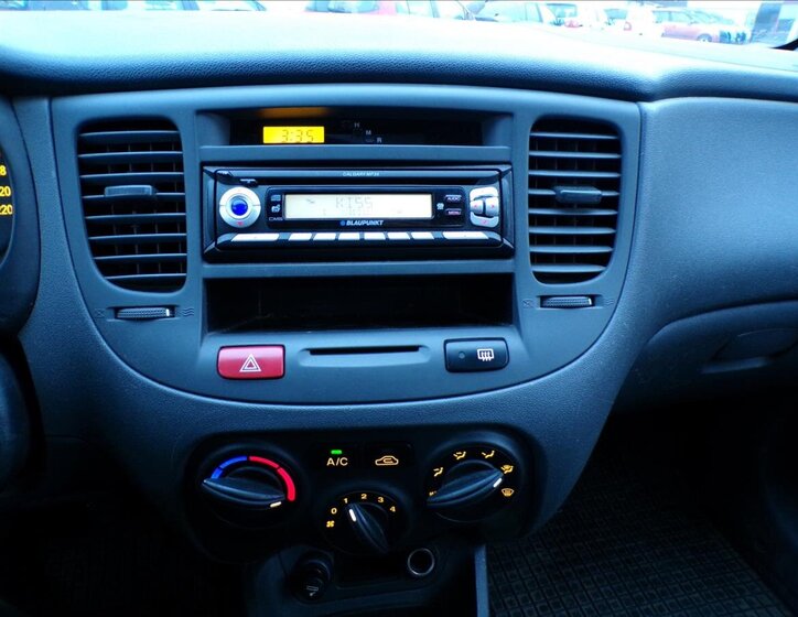 KIA Rio Kombi 1,4 l 71 kw