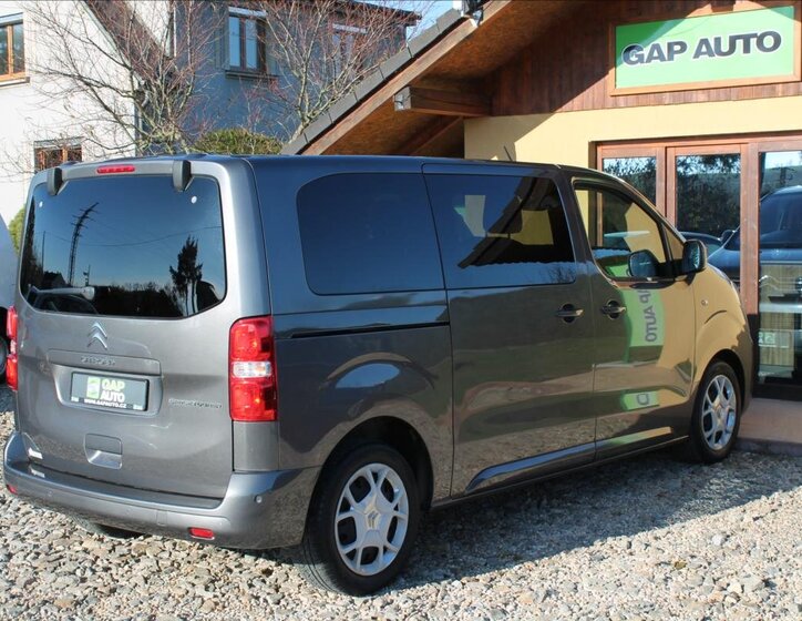 Citroën SpaceTourer MPV 2,0 l 110 kw