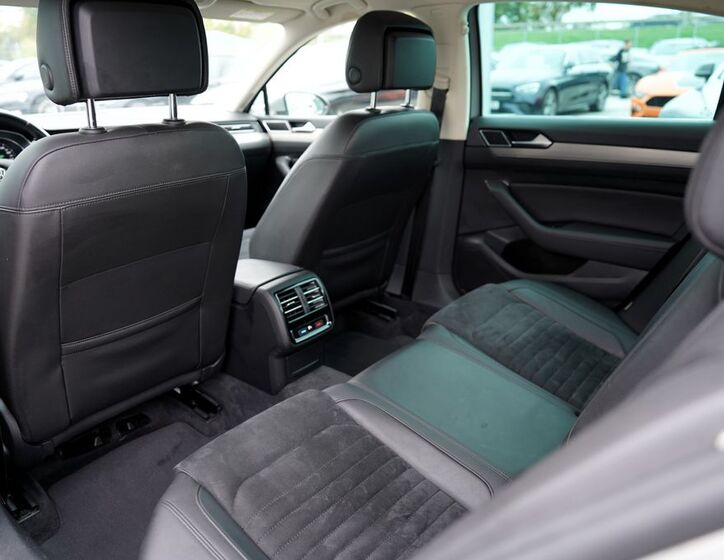 Volkswagen Passat 32