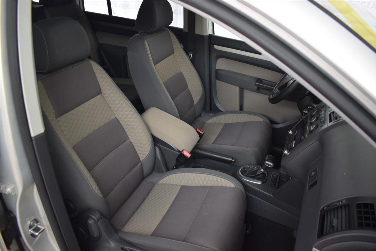 Volkswagen Touran MPV 1,4 l 103 kw