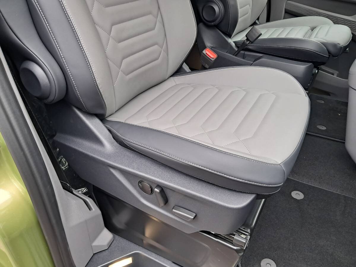 Volkswagen Caravelle Kombi 2,0 l 125 kw