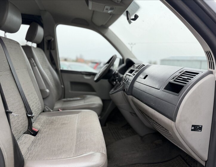 Volkswagen Transporter MPV 2,0 l 75 kw