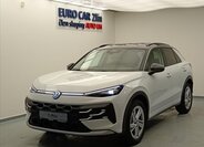 Volkswagen T-Roc SUV 1,5 l 110 kw