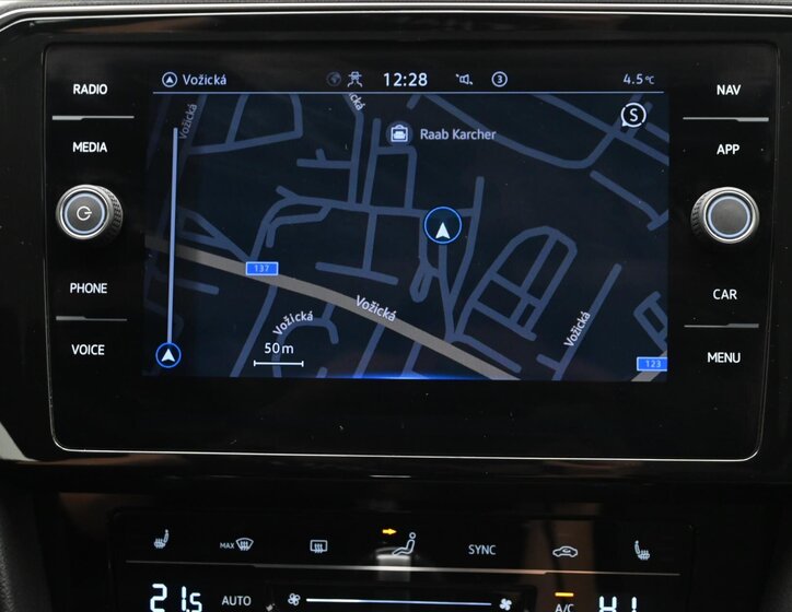 Volkswagen Passat Kombi 2,0 l 110 kw