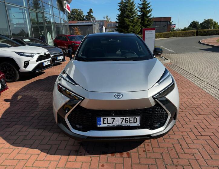 Toyota C-HR 3