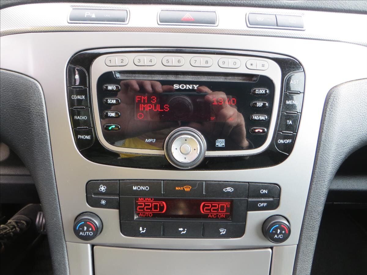 Ford Galaxy MPV 2,0 l 103 kw