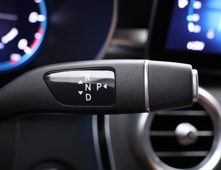 Mercedes-Benz GLC 25