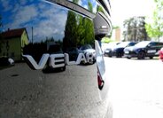 Land Rover Range Rover Velar SUV 2,0 l 150 kw