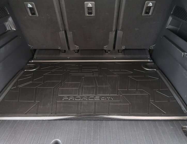 Toyota ProAce Kombi 1,5 l 96 kw