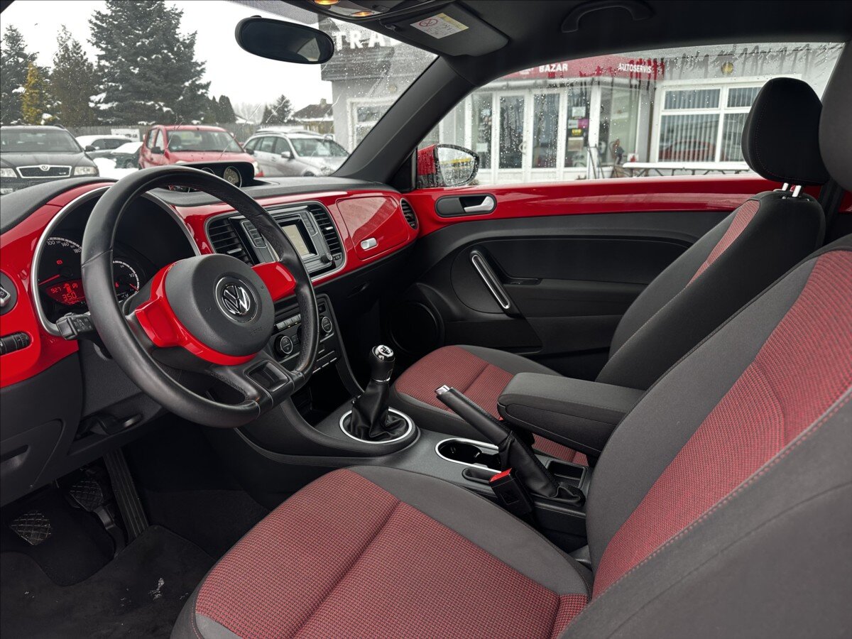 Volkswagen Beetle Hatchback 1,2 l 77 kw