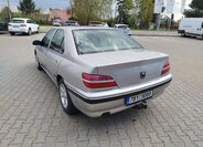 Peugeot 406 Sedan / Limuzína 2,0 l 80 kw