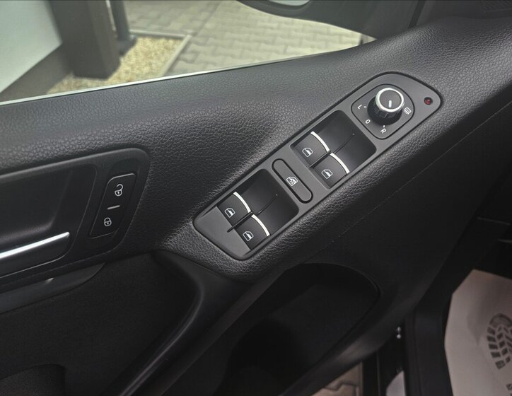 Volkswagen Tiguan 13