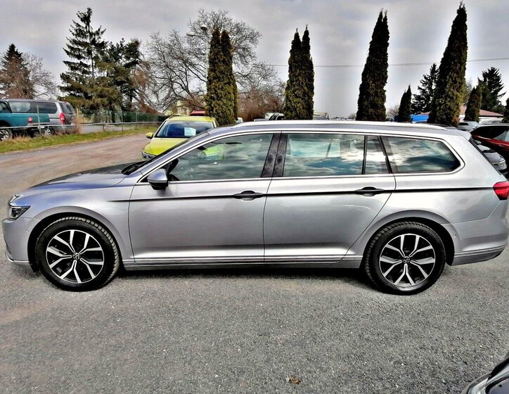 Volkswagen Passat Kombi 2,0 l 90 kw