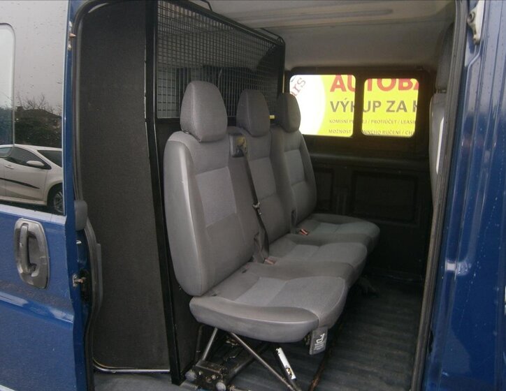 Peugeot Boxer Kombi 2,2 l 88 kw