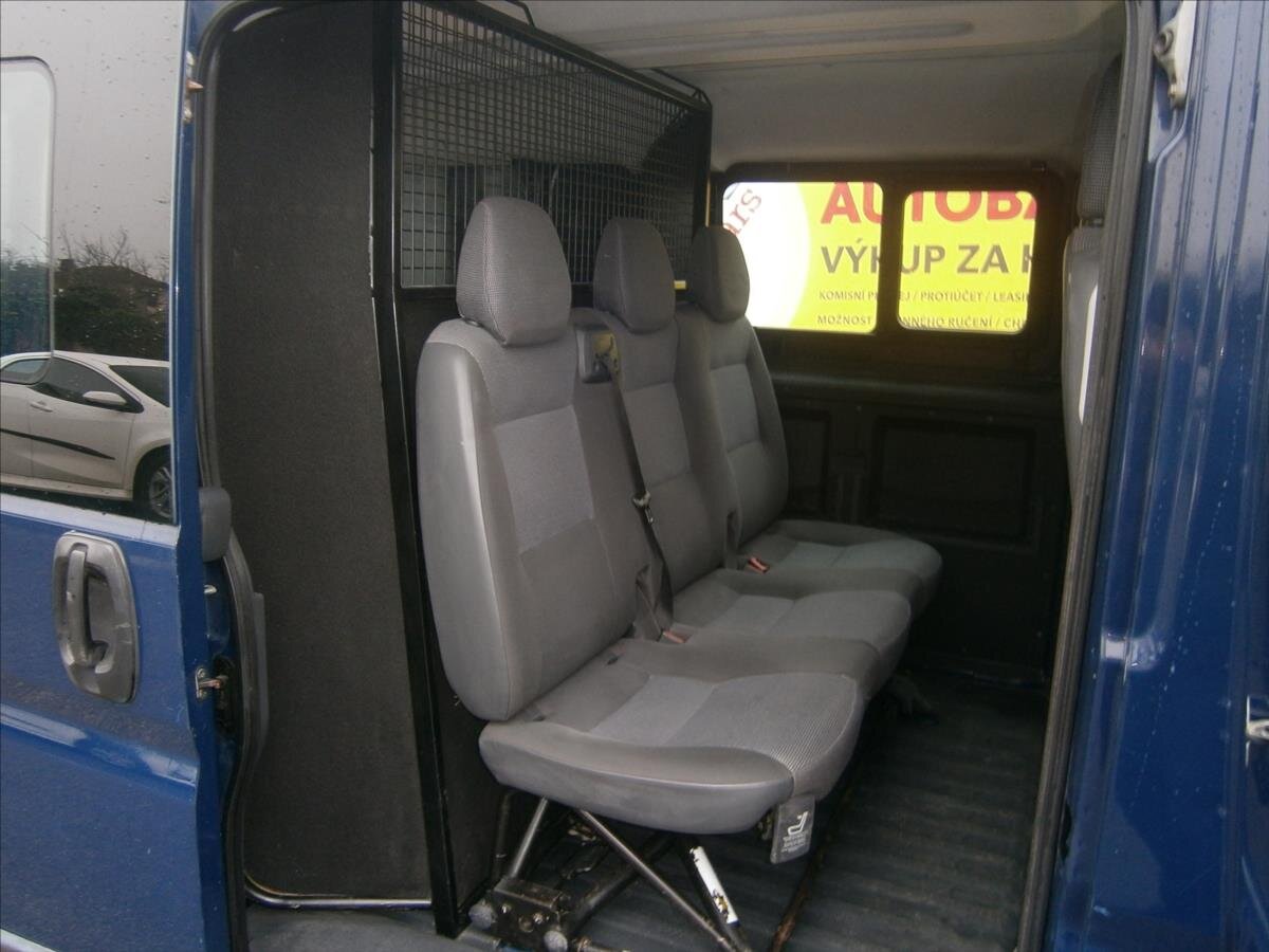 Peugeot Boxer Kombi 2,2 l 88 kw
