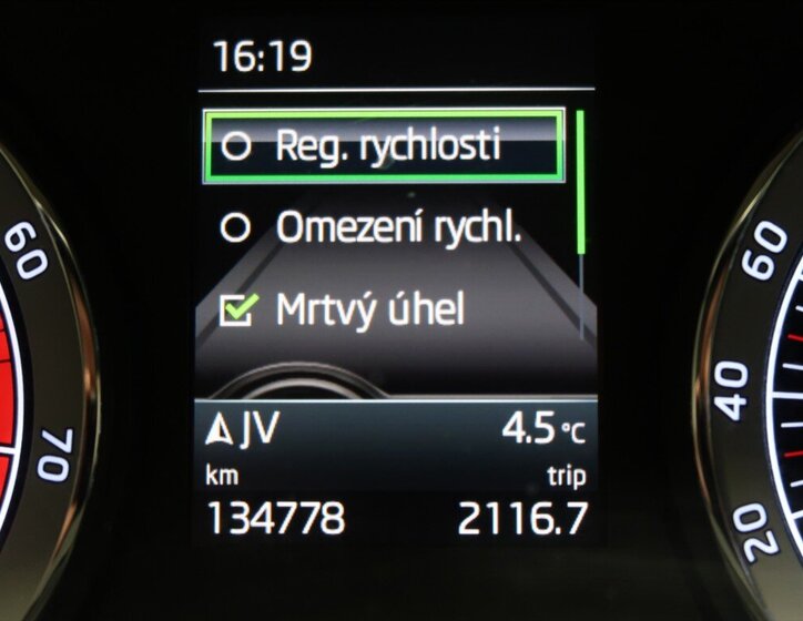 Škoda Karoq SUV 1,5 l 110 kw