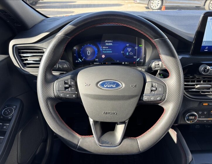 Ford Kuga SUV 2,5 l 140 kw