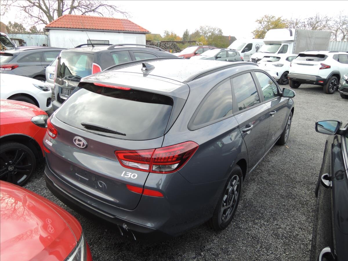 Hyundai i30 Kombi 1,5 l 70 kw