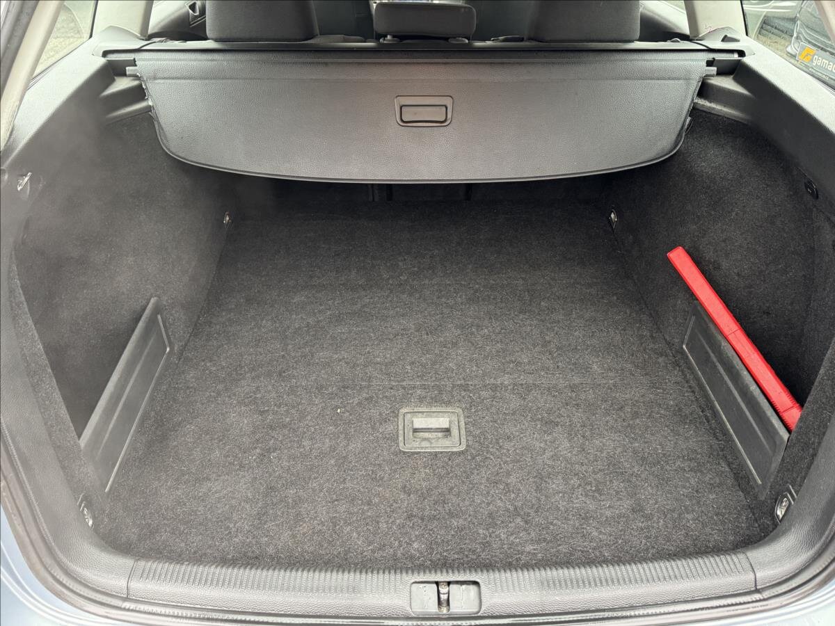Volkswagen Passat Kombi 2,0 l 103 kw