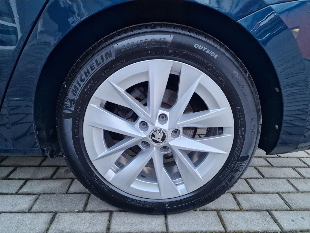 Škoda Octavia Kombi 2,0 l 85 kw