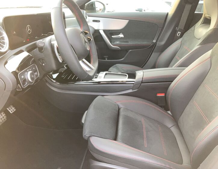 Mercedes-Benz CLA 13