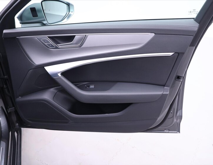 Audi S6 Kombi 3,0 l 253 kw