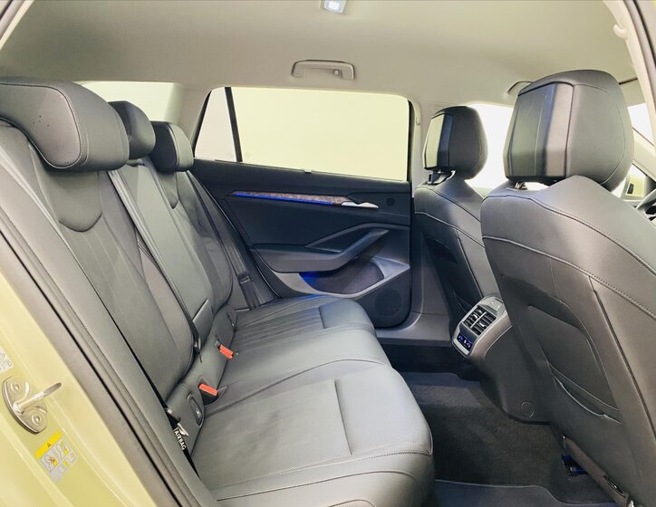 Škoda Superb Kombi 2,0 l 110 kw