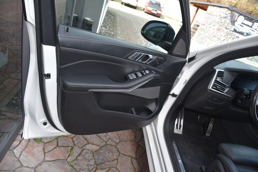 BMW X7 SUV / Terénní 3,0 l 195 kw