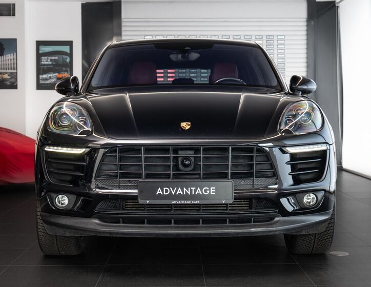 Porsche Macan 2