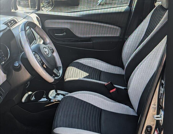 Toyota Yaris Hatchback 1,5 l 54 kw