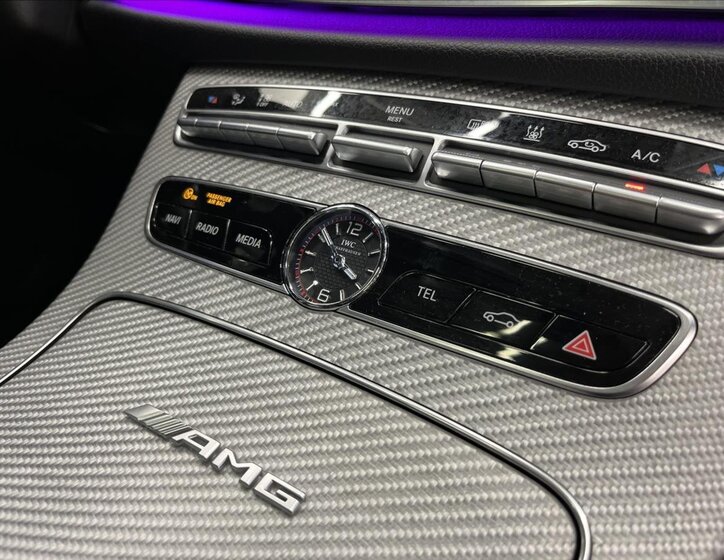 Mercedes-Benz Třídy E Kombi 4,0 l 450 kw