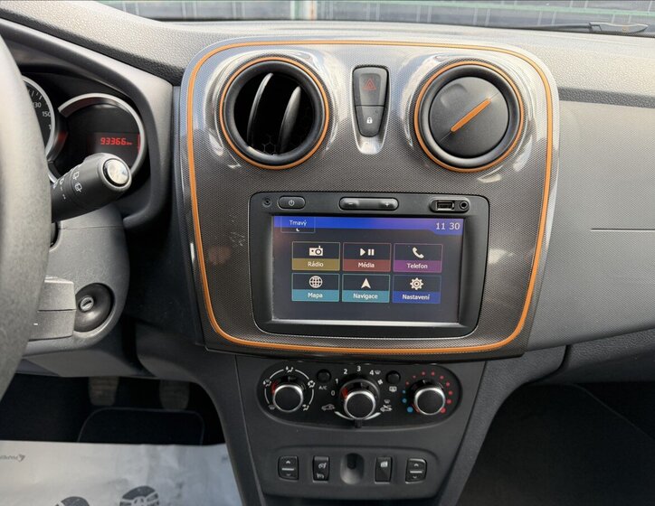 Dacia Sandero Hatchback 898,0 66 kw