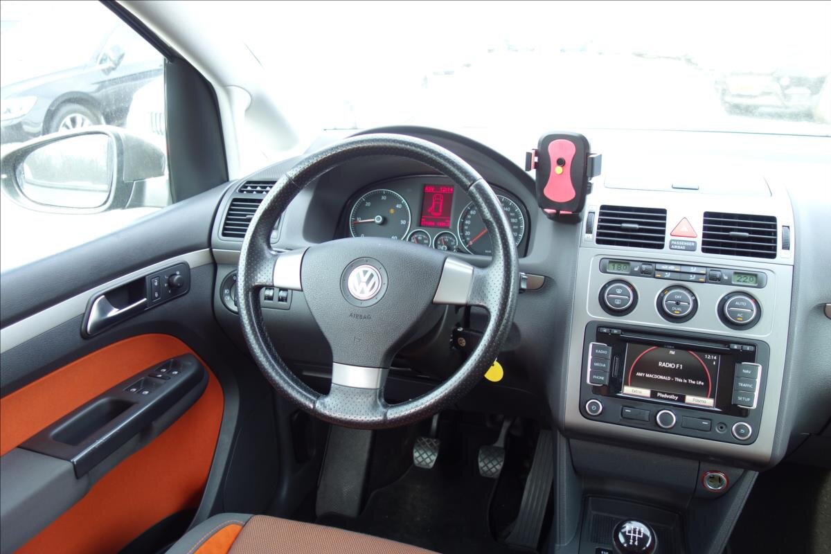 Volkswagen Touran MPV 2,0 l 103 kw