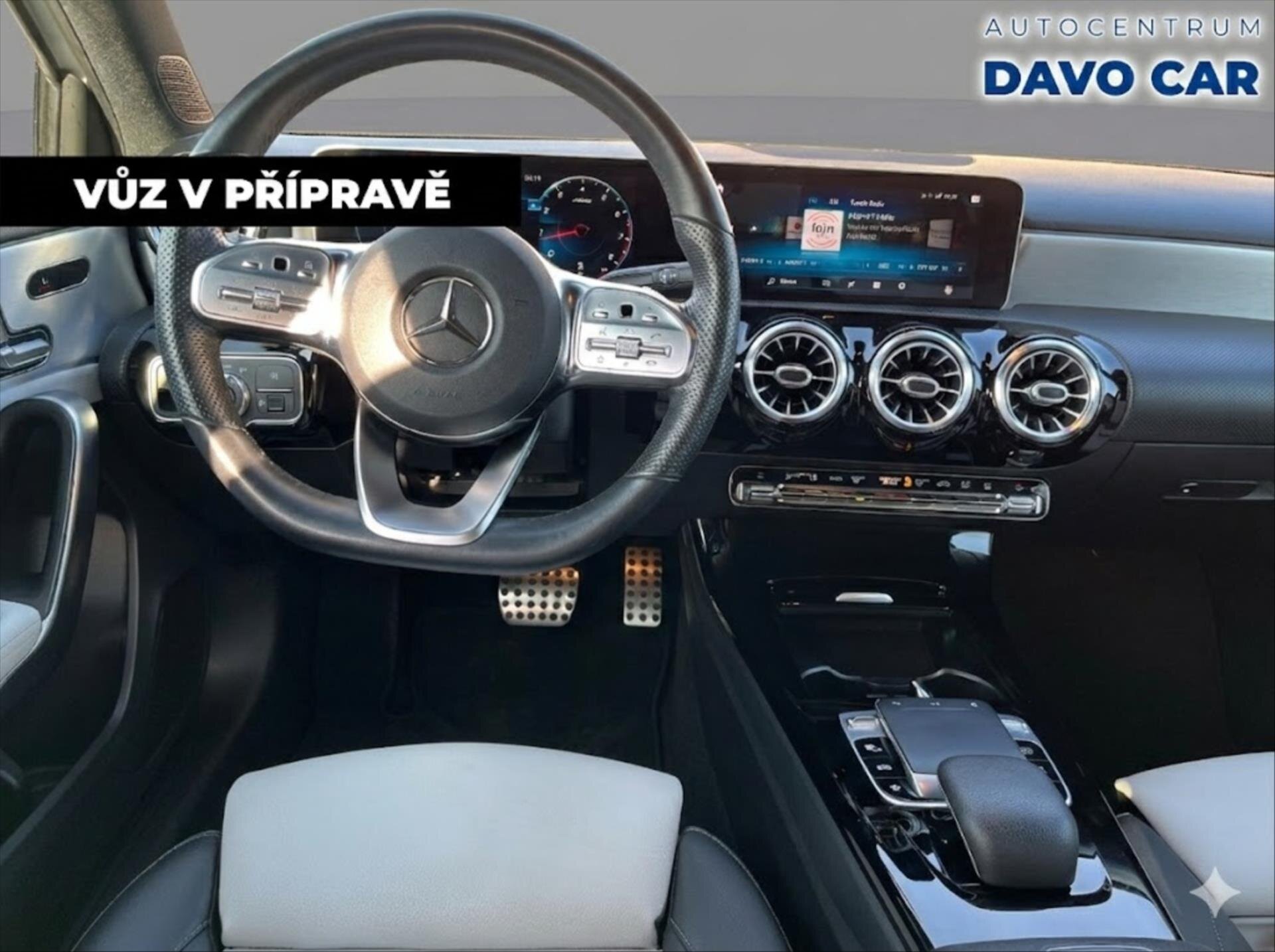 Mercedes-Benz Třídy A Hatchback 1,3 l 120 kw