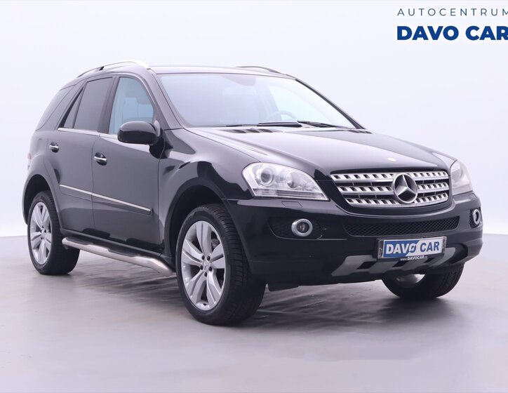 Mercedes-Benz Třídy M SUV / Terénní 3,2 l 165 kw