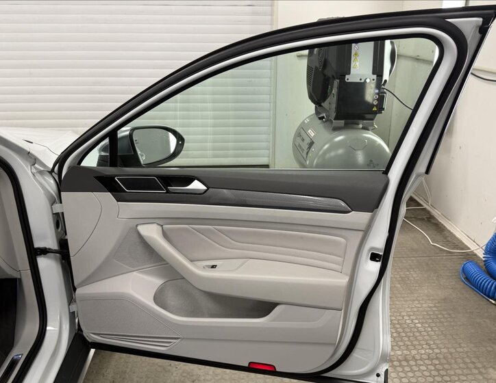 Volkswagen Passat 32