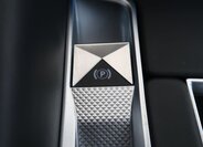 DS Automobiles DS9 Sedan / Limuzína 1,6 l 147 kw