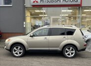 Mitsubishi Outlander SUV / Terénní 2,0 l 103 kw