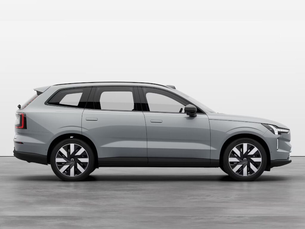 Volvo EX90 SUV / Terénní 104,0 205 kw