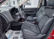 Mitsubishi Outlander SUV 2,4 l 165 kw