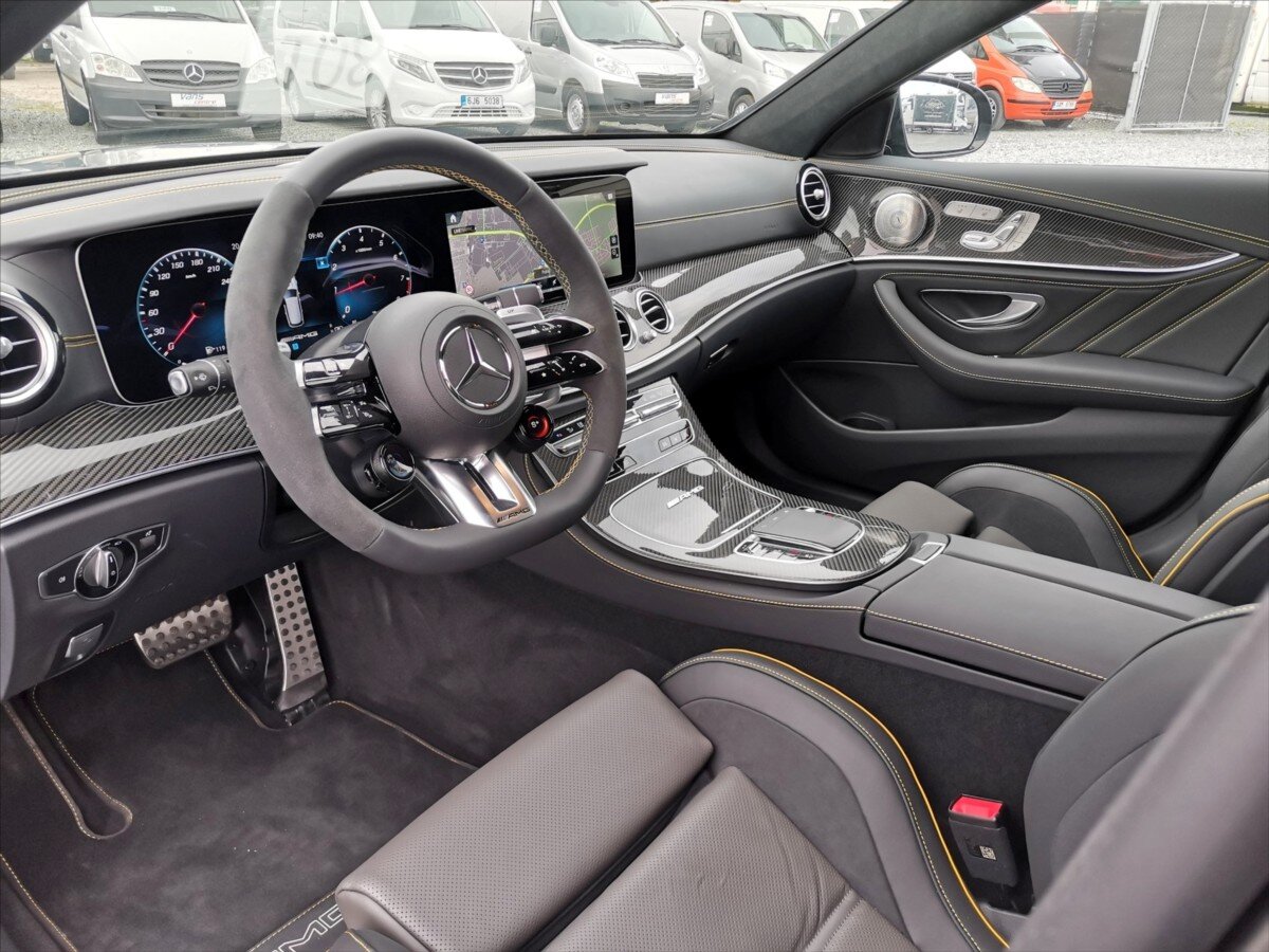 Mercedes-Benz Třídy E Kombi 4,0 l 450 kw