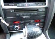 Audi Q7 Kombi 3,0 l 176 kw