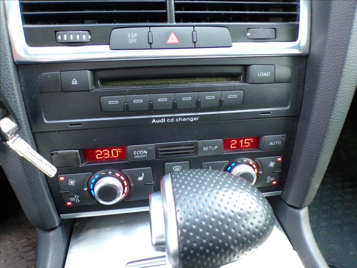 Audi Q7 Kombi 3,0 l 176 kw