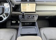 Land Rover Defender SUV 3,0 l 183 kw