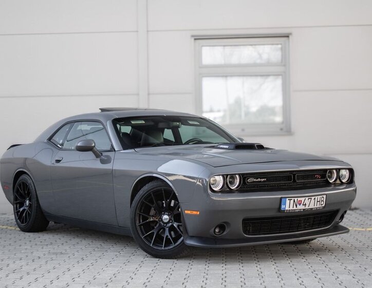 Dodge Challenger Kupé 5,7 l 277 kw