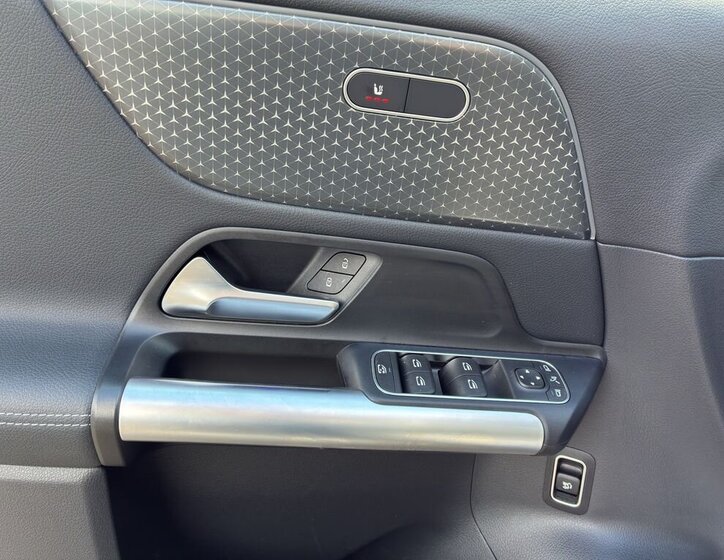 Mercedes-Benz GLA SUV / Terénní 2,0 l 110 kw